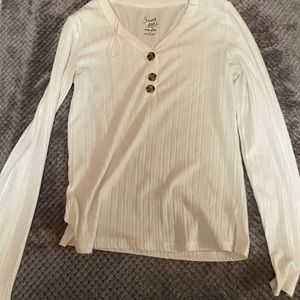 White long sleeve shirt